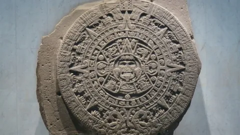 博格巴强势发挥，火力全开，力图领跑曼联中场精英之列